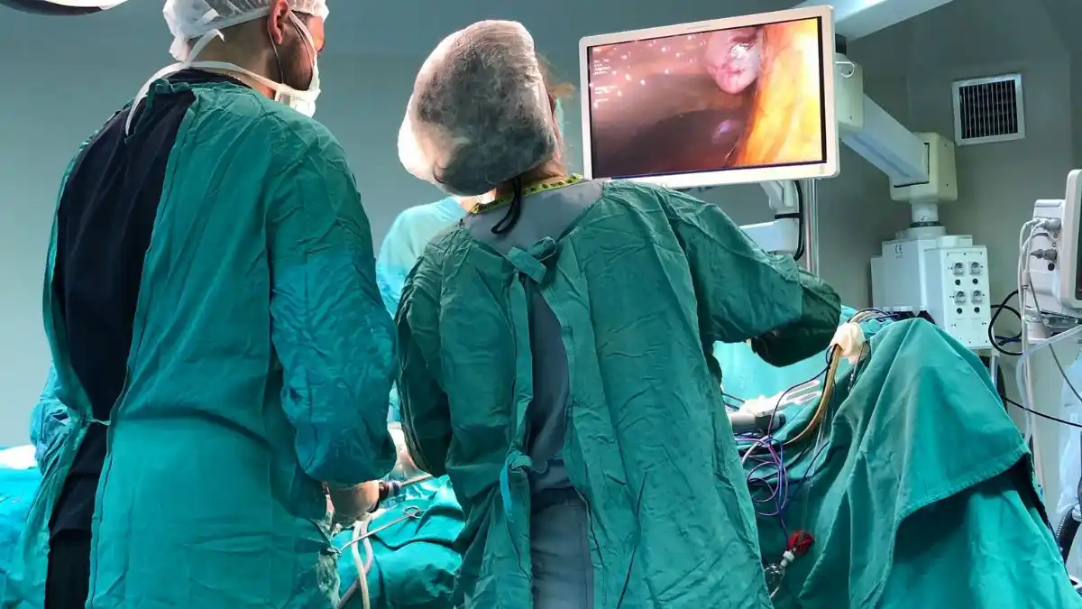 Cirurgia minimamente invasiva da coluna