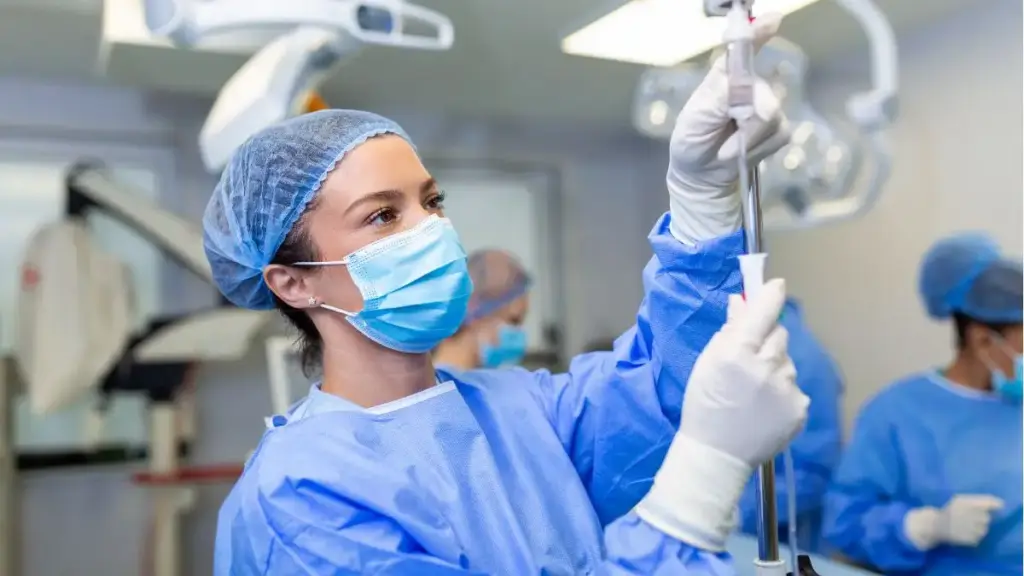 Qual anestesia é usada para cirurgia de hérnia de disco