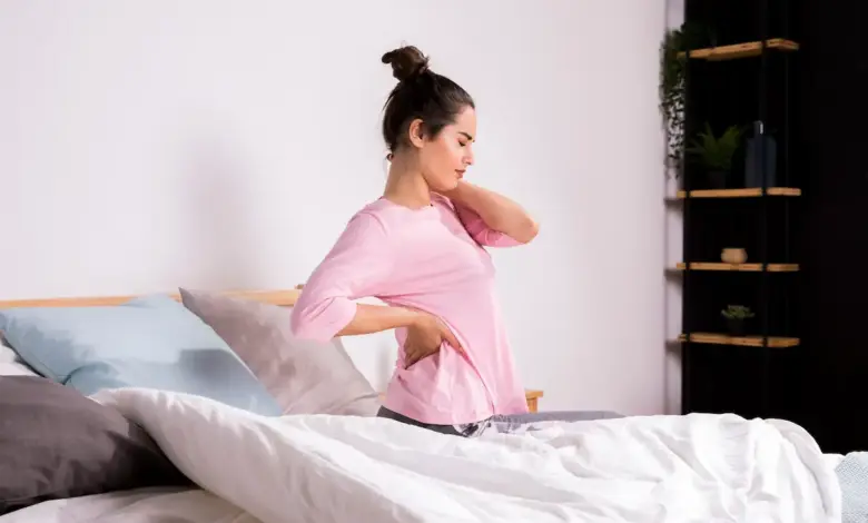 Acordar com dor nas costas todos os dias