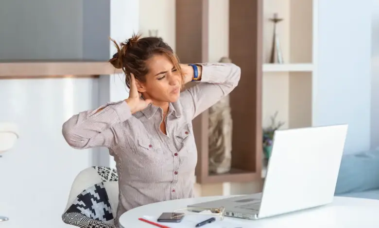 Dor na cervical que irradia para a cabeça