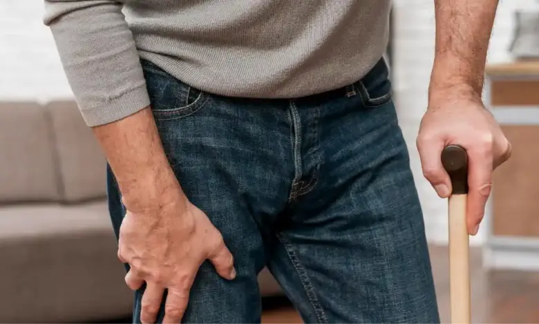 Sintomas de nervo comprimido na coluna lombar