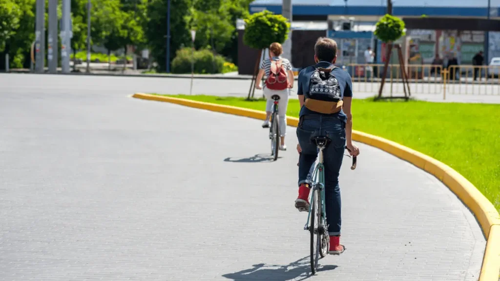 Quem tem hérnia de disco pode andar de bicicleta